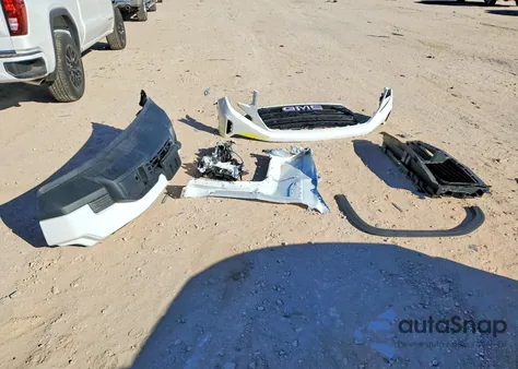 2026 GMC Sierra C1500 z USA, uszkodzony, nr VIN 1GTPHAEK0TZ214946